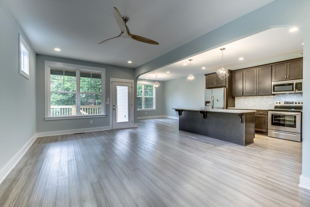 2221 24th Ave, N Nashville TN 37208