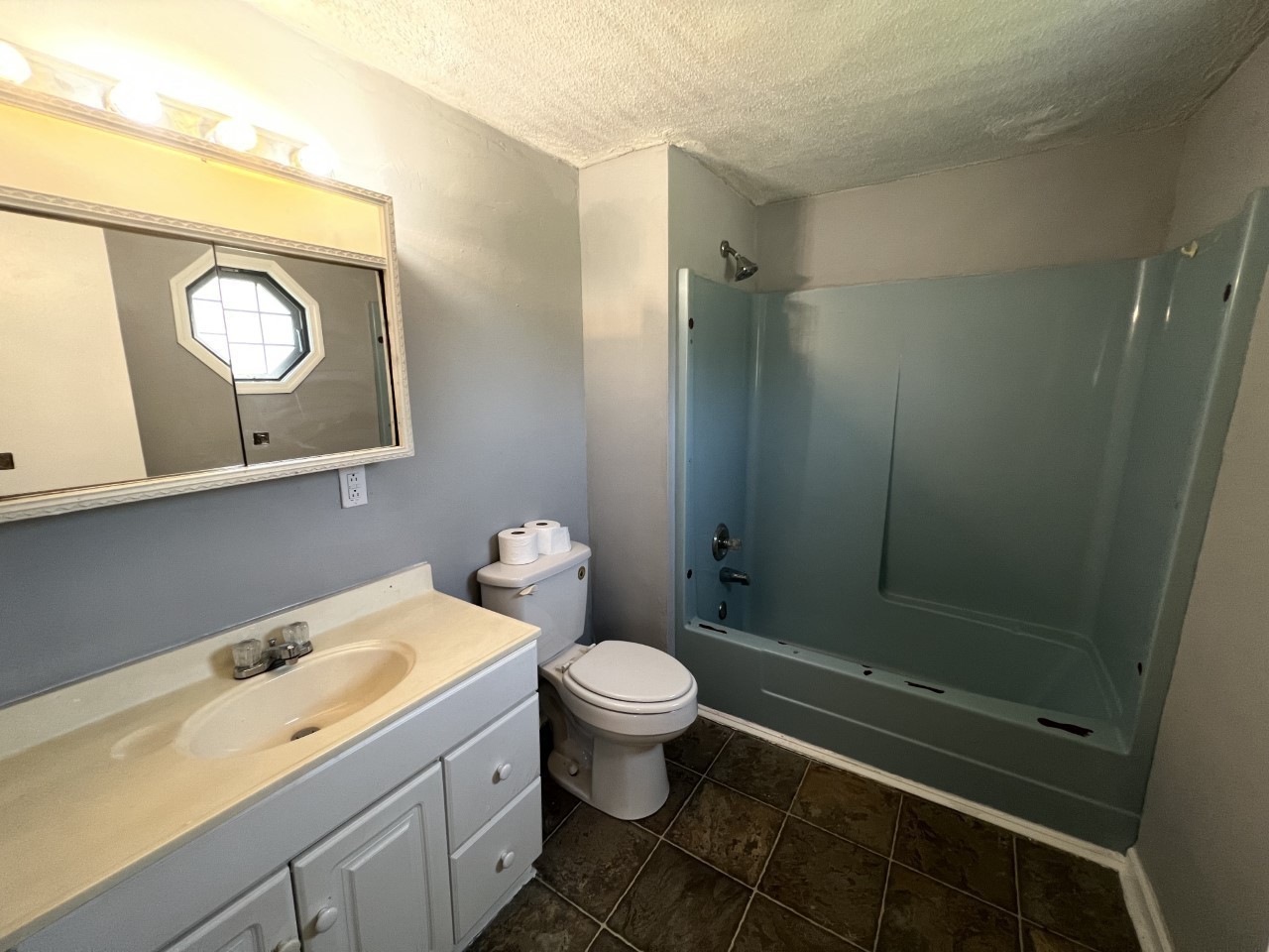 1550 Old Dover Road Clarksville TN 37042