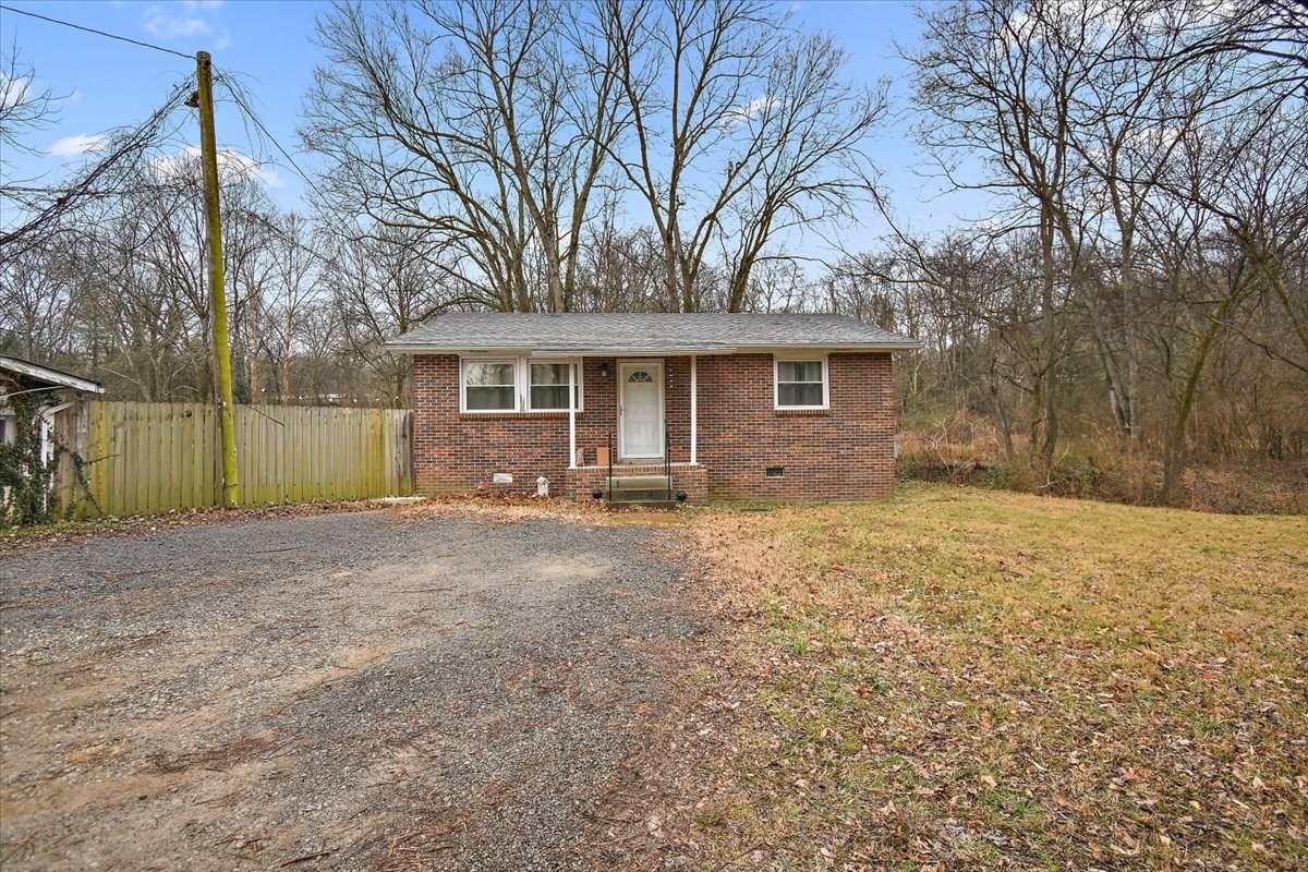 1081 Slaters Creek Road Goodlettsville TN 37072