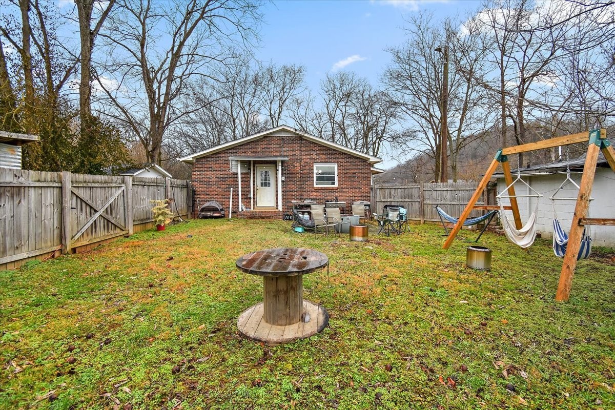 1081 Slaters Creek Road Goodlettsville TN 37072