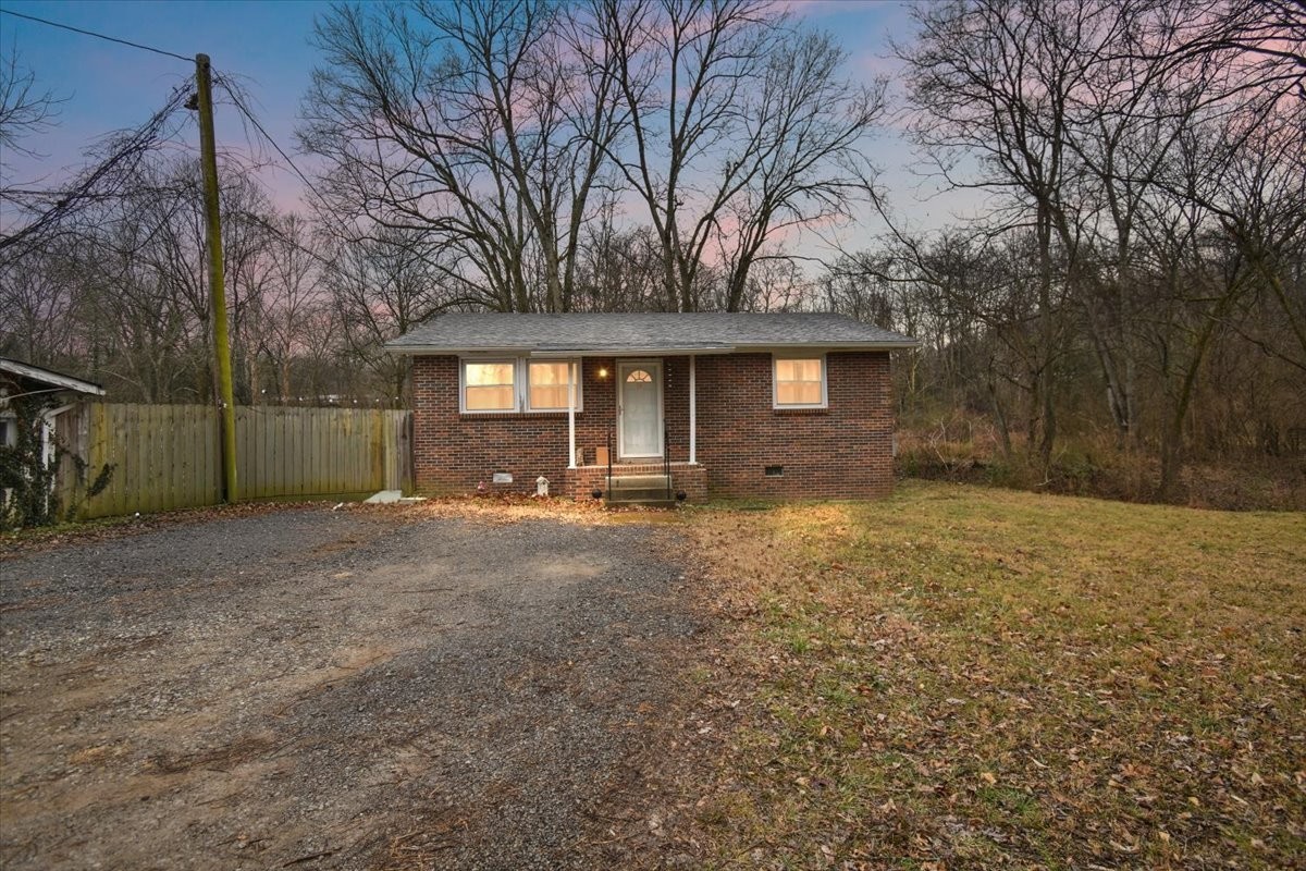 1081 Slaters Creek Road Goodlettsville TN 37072