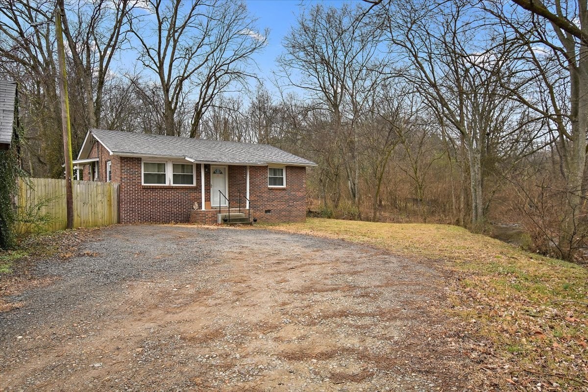 1081 Slaters Creek Road Goodlettsville TN 37072