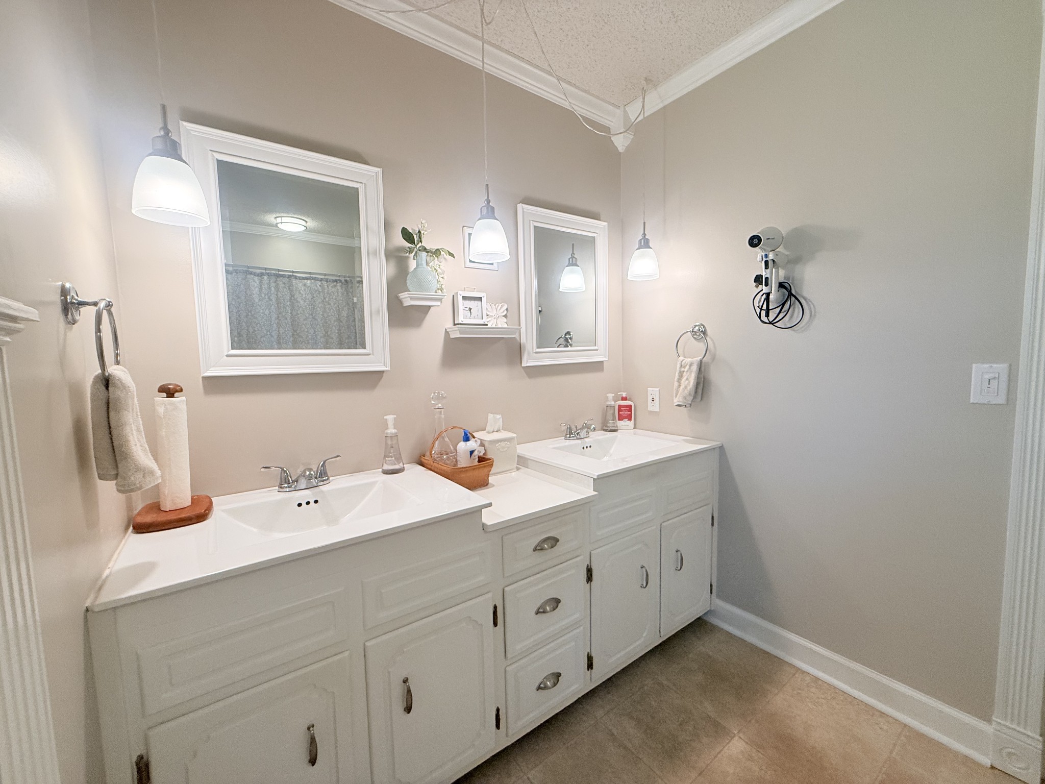 1608 Lilac Drive Lebanon TN 37087
