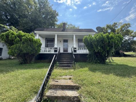 406 Market St, W Fayetteville TN 37334
