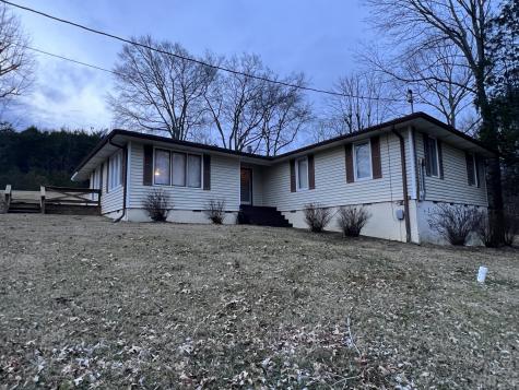 140 Green Mountain Lane Bethpage TN 37022