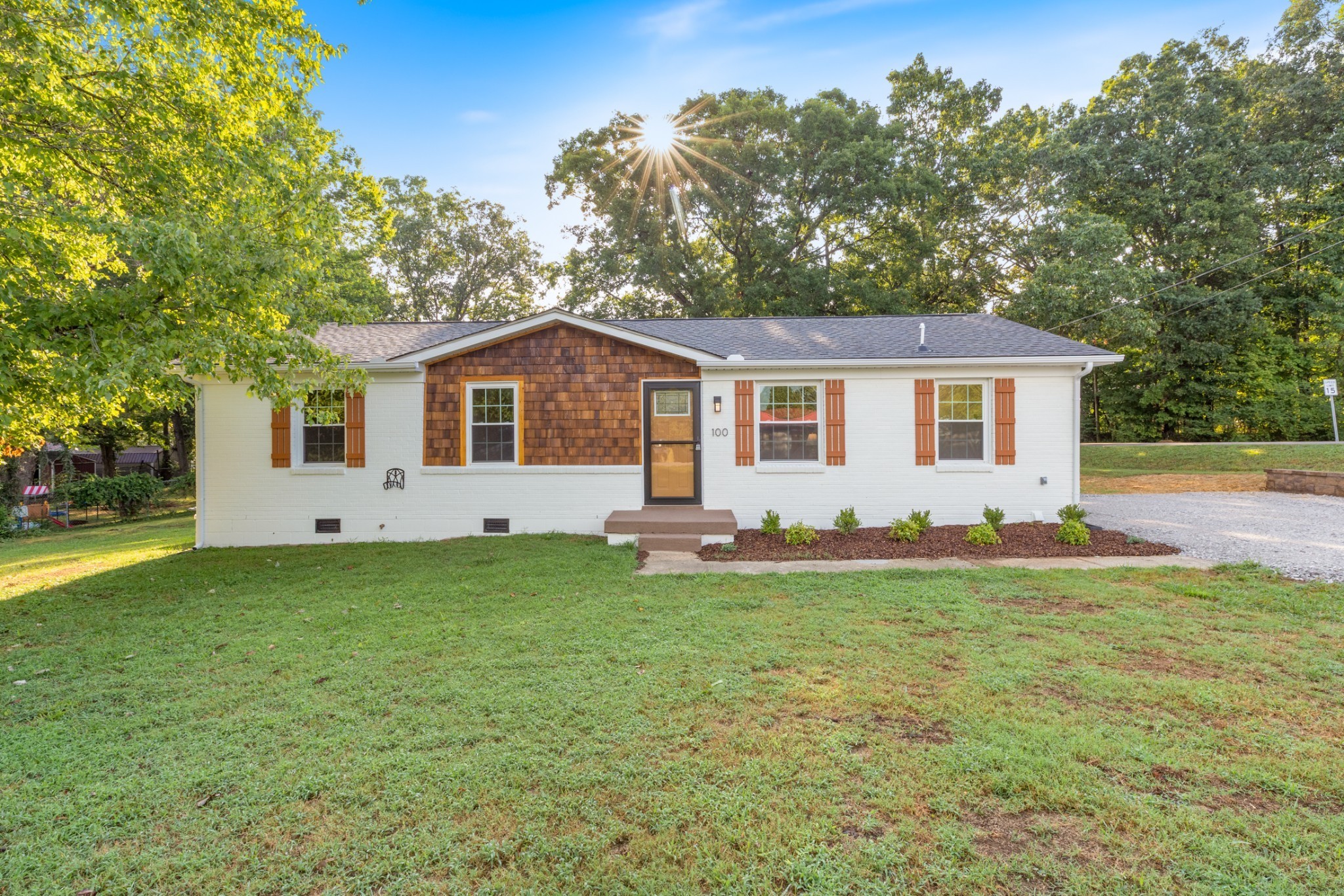 100 Short Street Dickson TN 37055