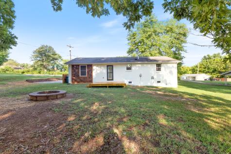 100 Short Street Dickson TN 37055
