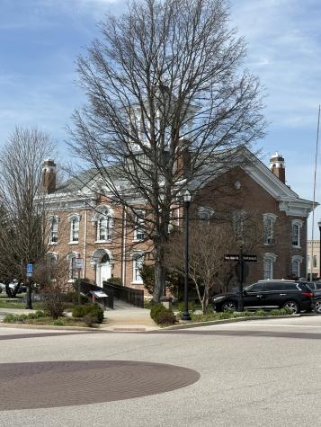 106 E Main Street Manchester TN 37355