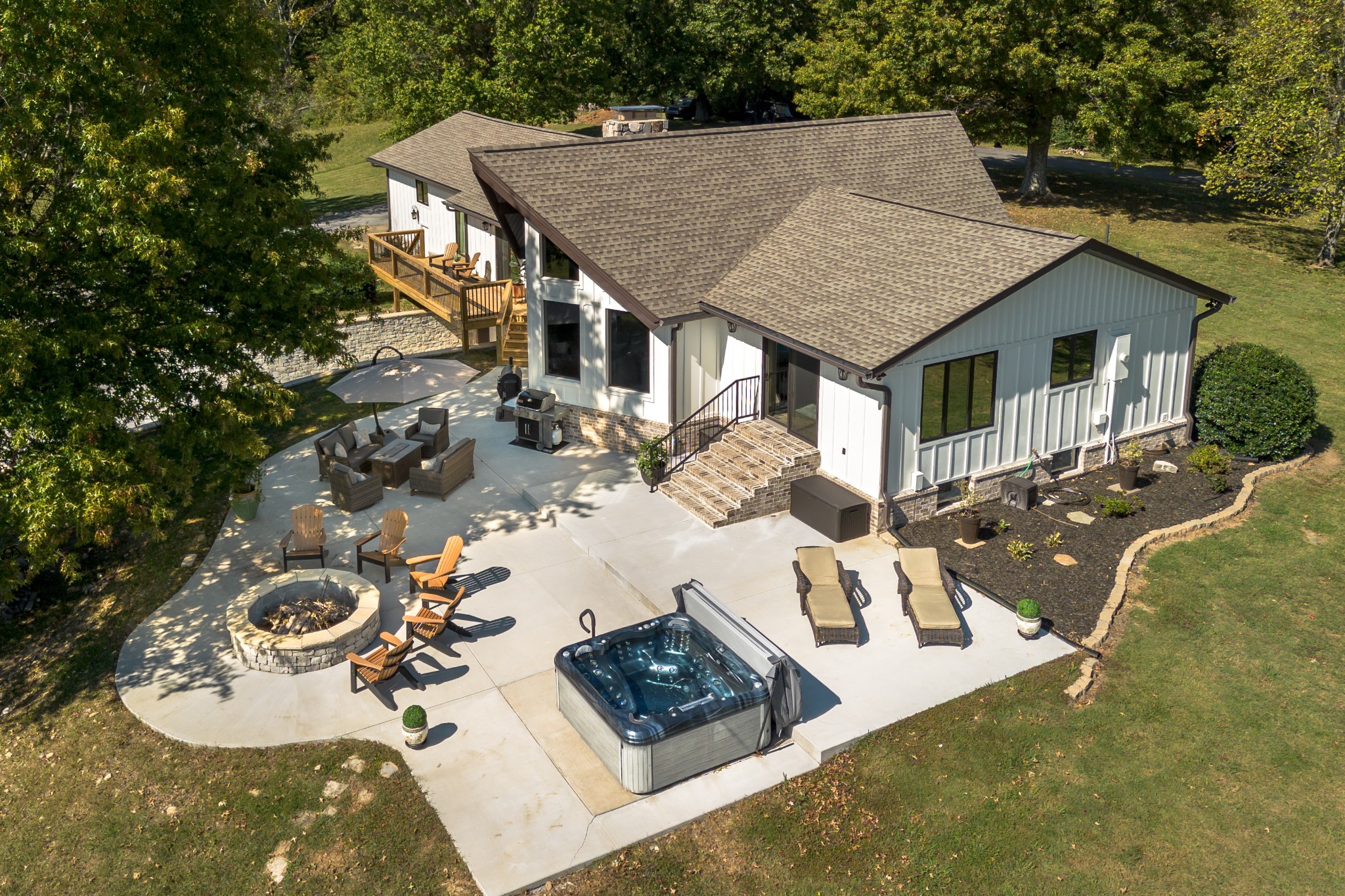2202 Darks Mill Road Columbia TN 38401