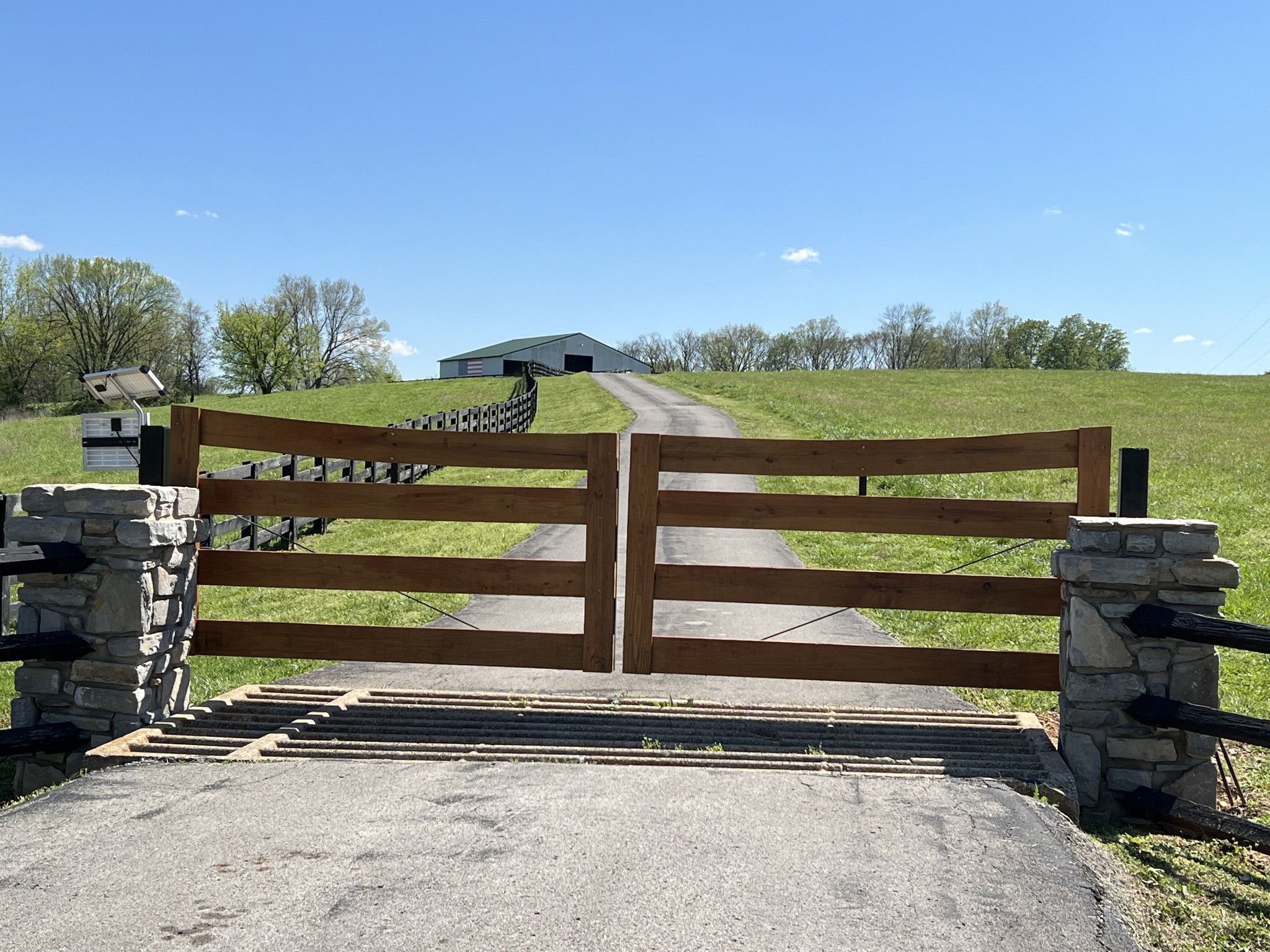 2202 Darks Mill Road Columbia TN 38401
