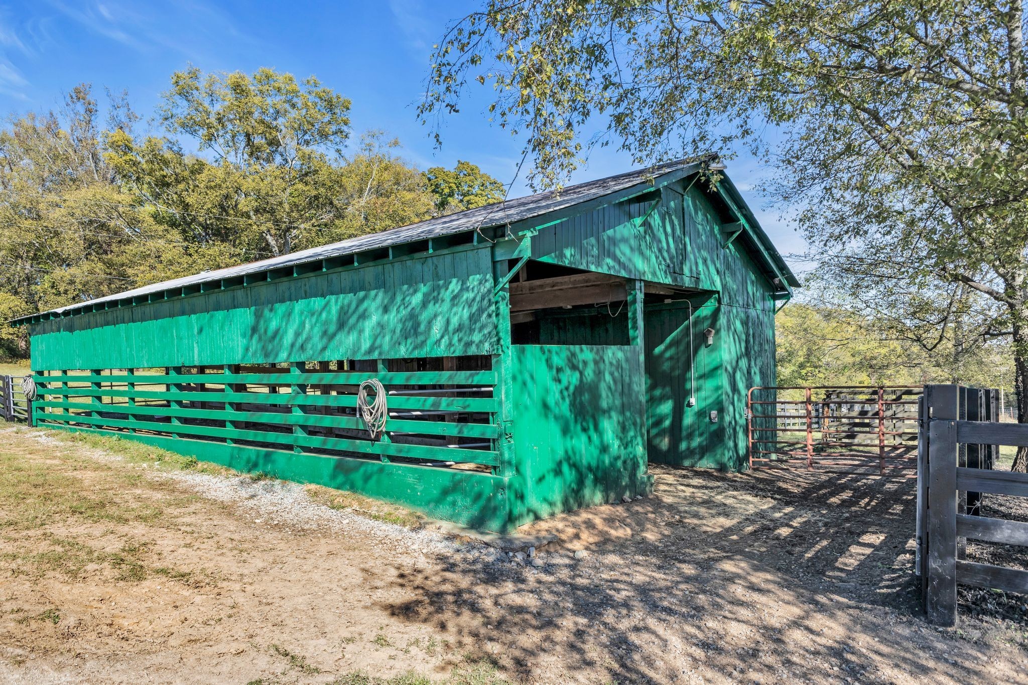2202 Darks Mill Road Columbia TN 38401