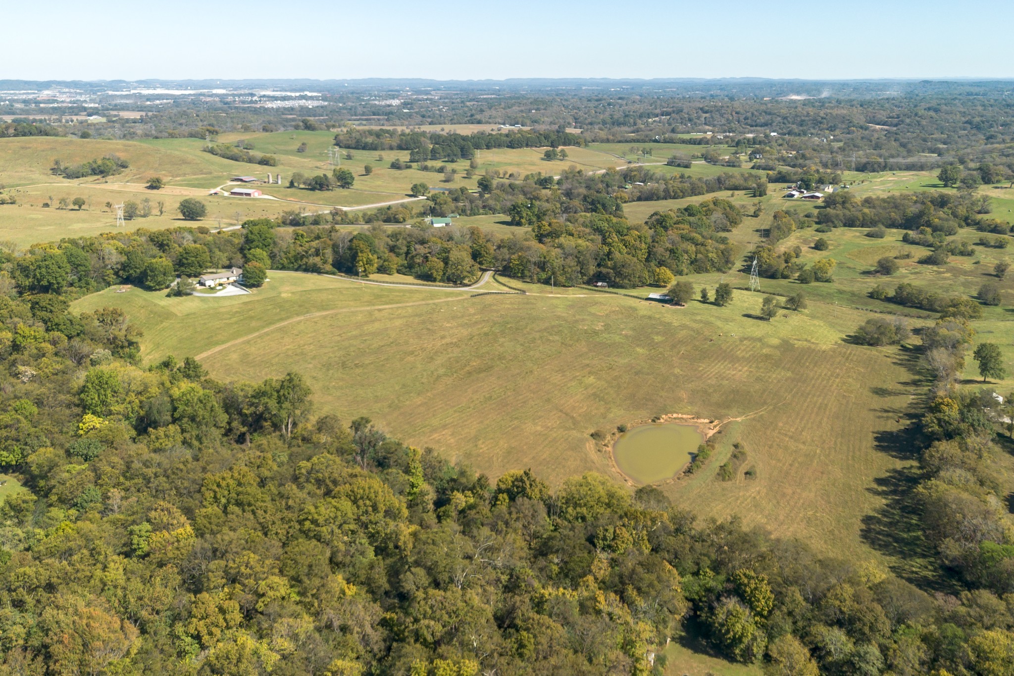 2202 Darks Mill Road Columbia TN 38401