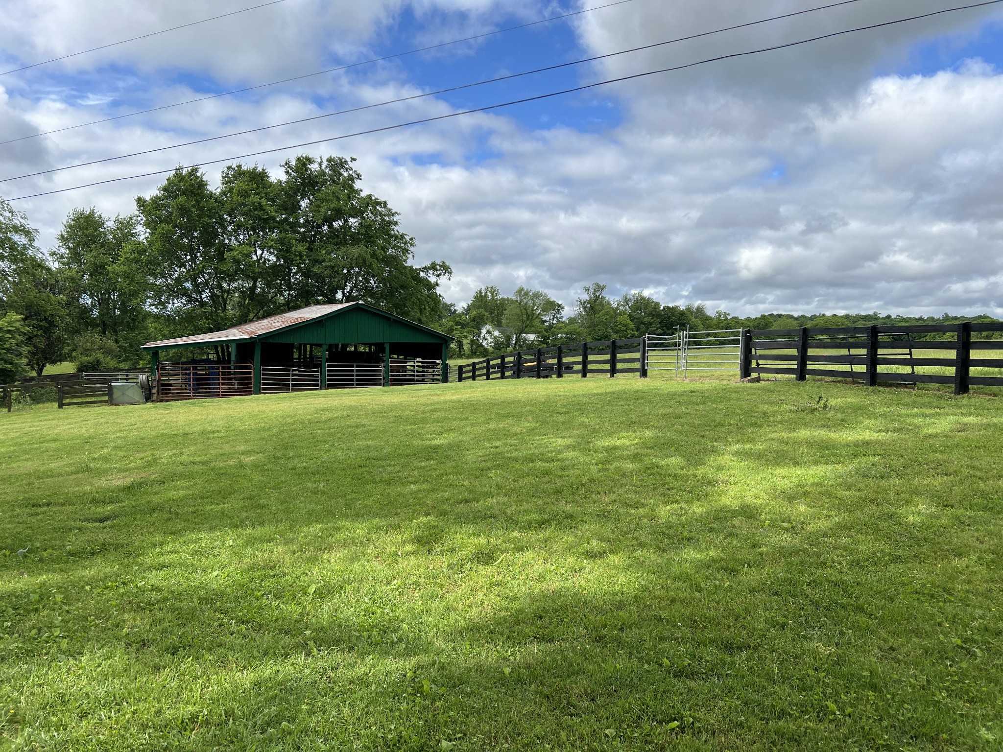 2202 Darks Mill Road Columbia TN 38401