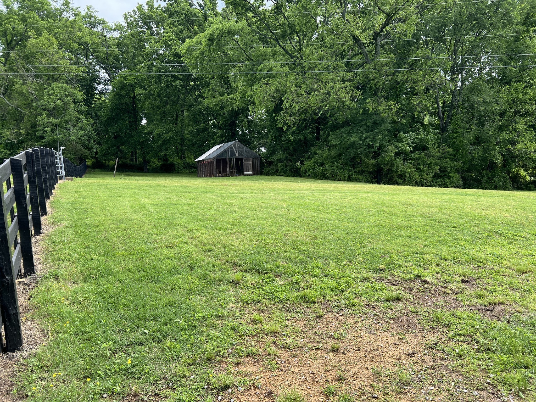 2202 Darks Mill Road Columbia TN 38401