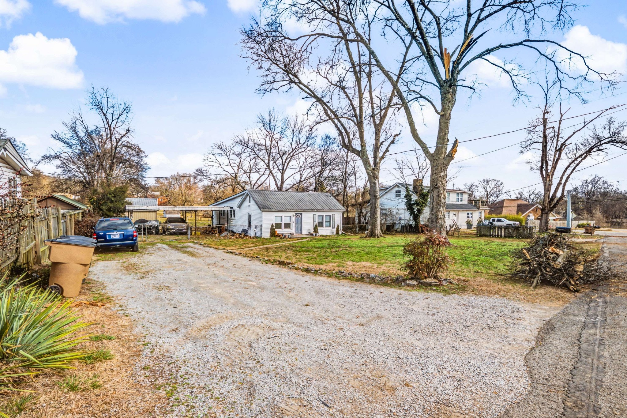 737 Saunders Court Nashville TN 37216
