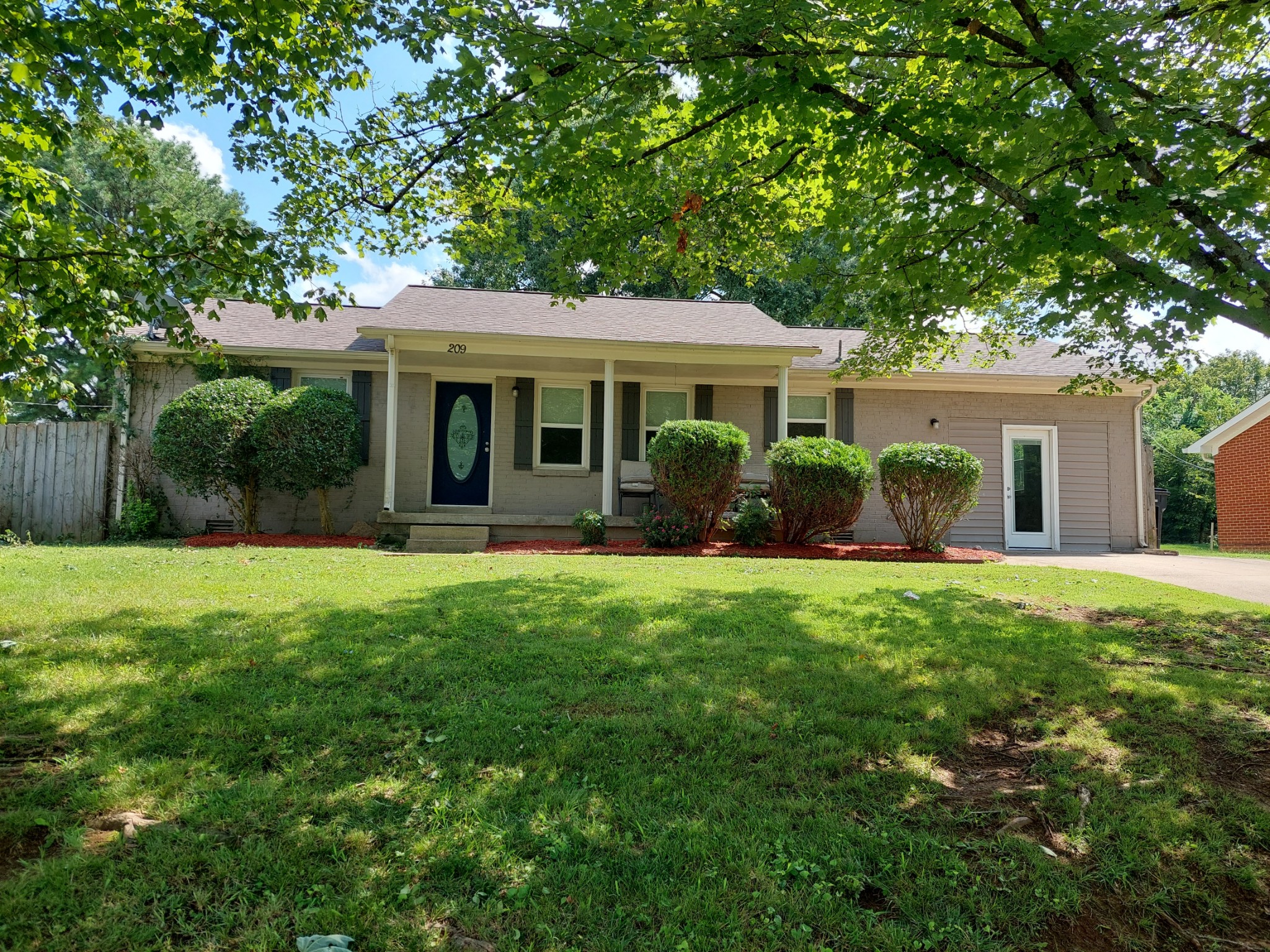 209 Chapman Lane Columbia TN 38401