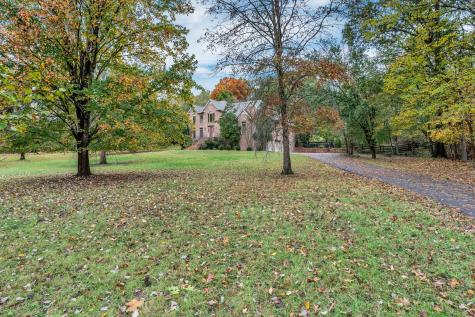 6116 Lickton Pike Goodlettsville TN 37072