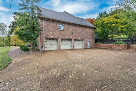 6116 Lickton Pike Goodlettsville TN 37072