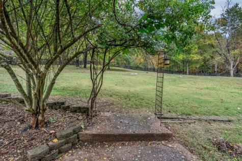 6116 Lickton Pike Goodlettsville TN 37072