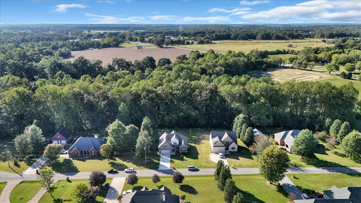 170 Briarwood Lane Smithville TN 37166