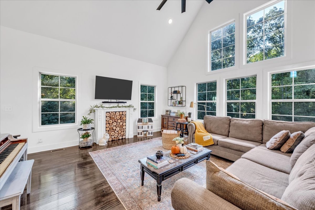 170 Briarwood Lane Smithville TN 37166