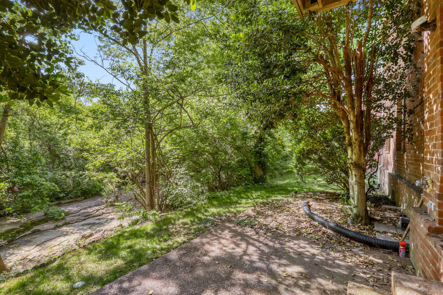 229 Westchase Drive Nashville TN 37205