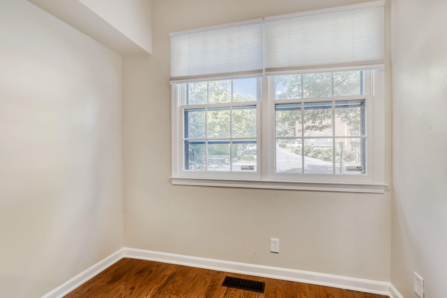 229 Westchase Drive Nashville TN 37205
