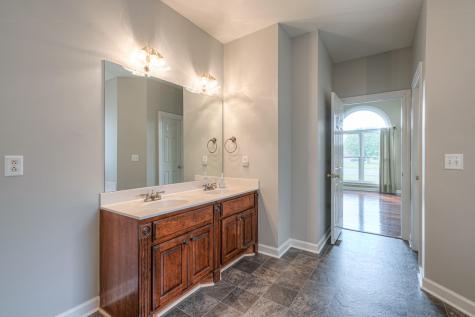 3041 Schoolside Street Murfreesboro TN 37128