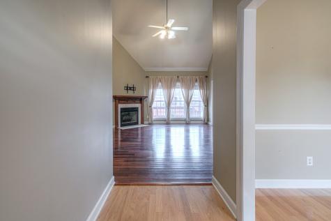 3041 Schoolside Street Murfreesboro TN 37128