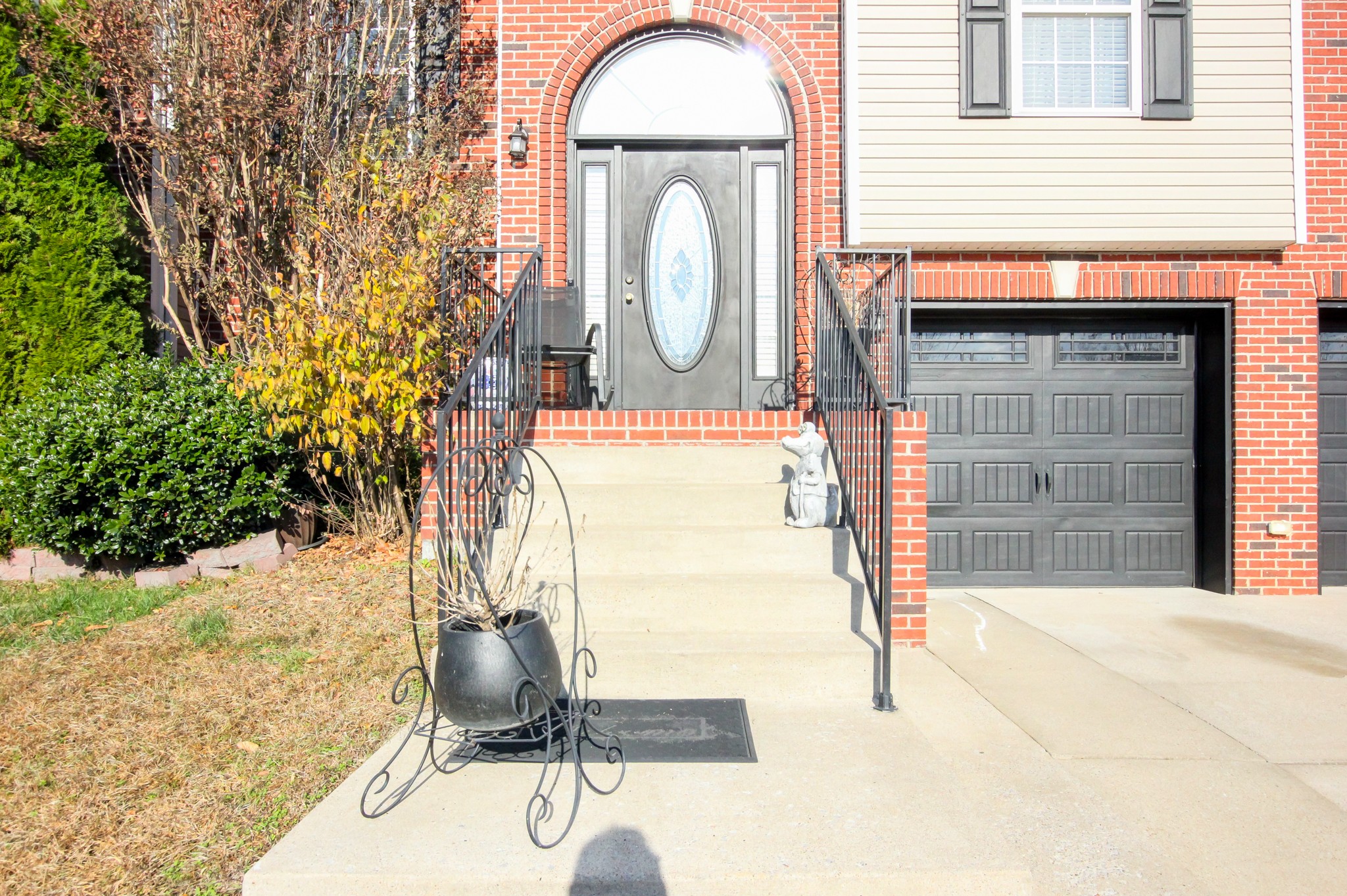1605 Apache Way Clarksville TN 37042