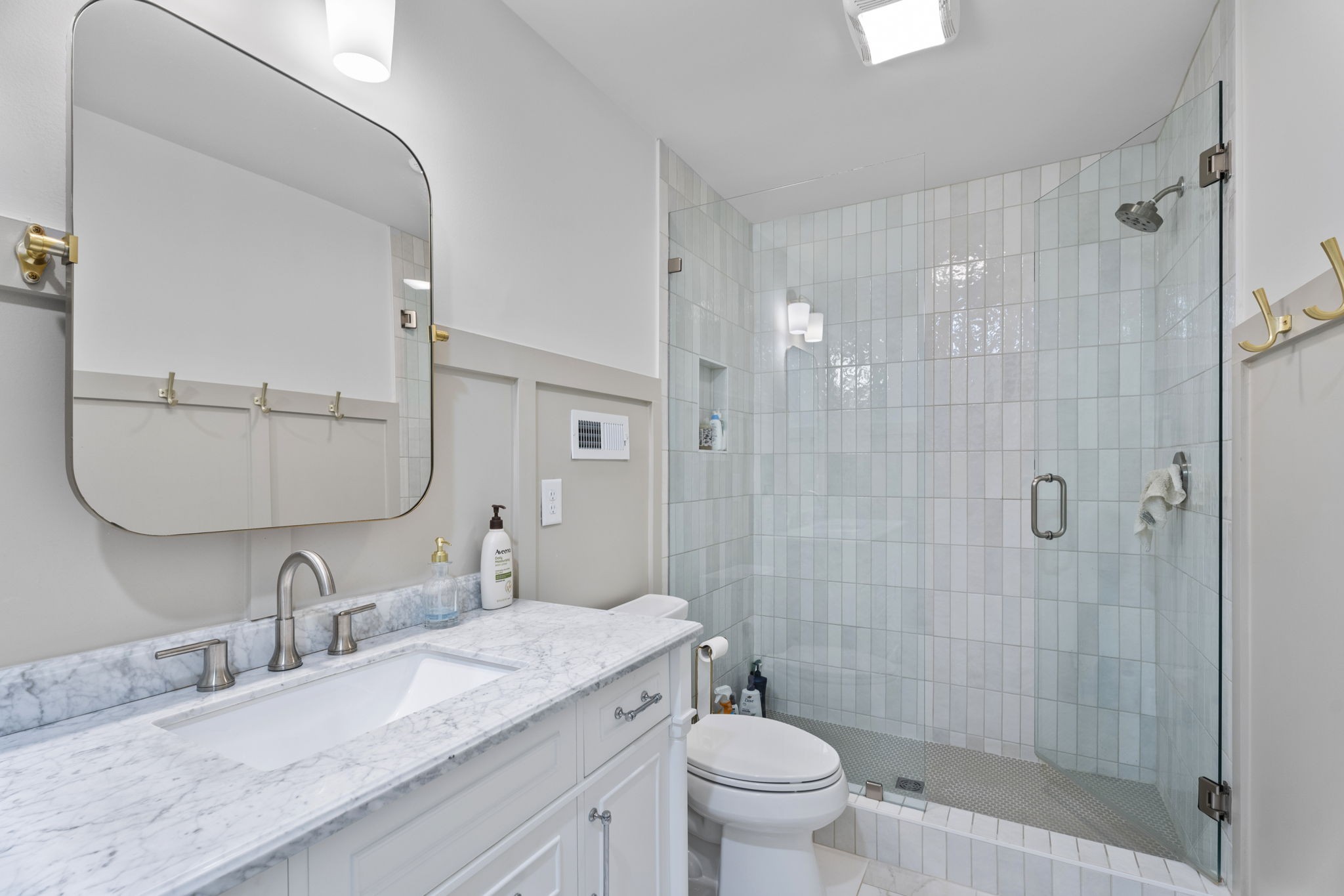 1118 Riverwood Drive Nashville TN 37216