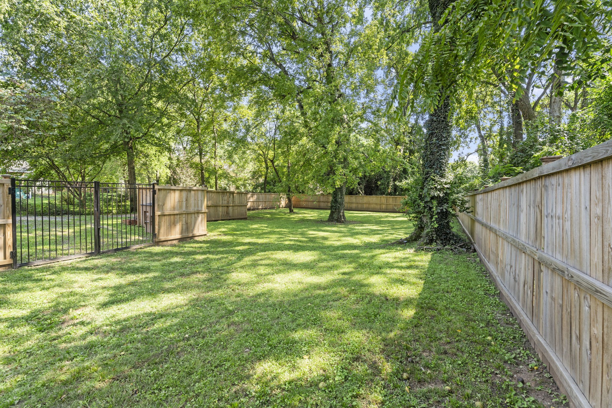 1118 Riverwood Drive Nashville TN 37216