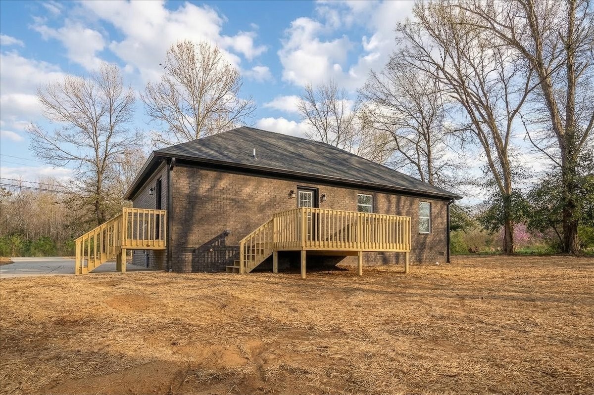 3987 Buffalo Road Summertown TN 38483