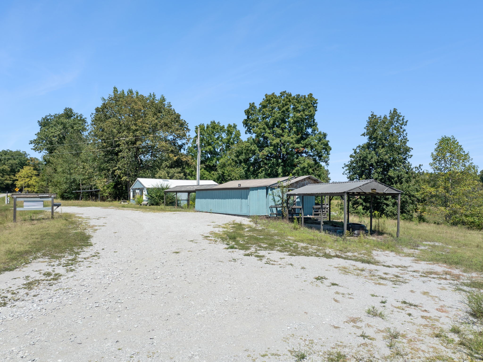 8272 Burgess Falls Road Baxter TN 38544