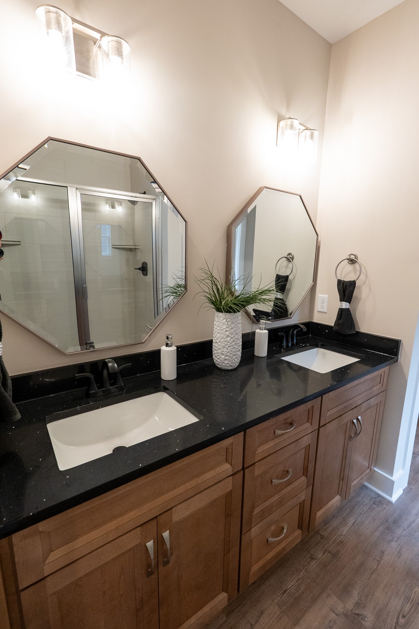3007 Stonehorn Drive Bell Buckle TN 37020