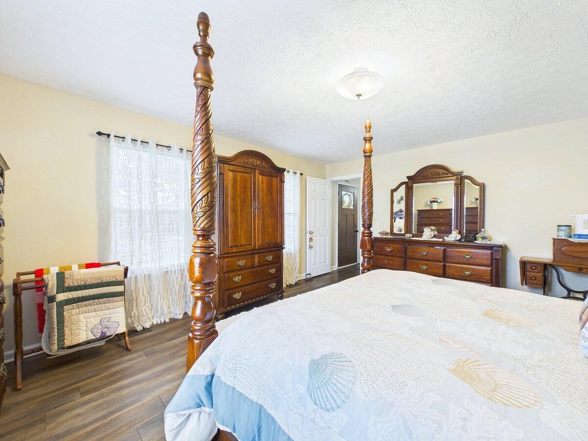128 County Road 101 Riceville TN 37370