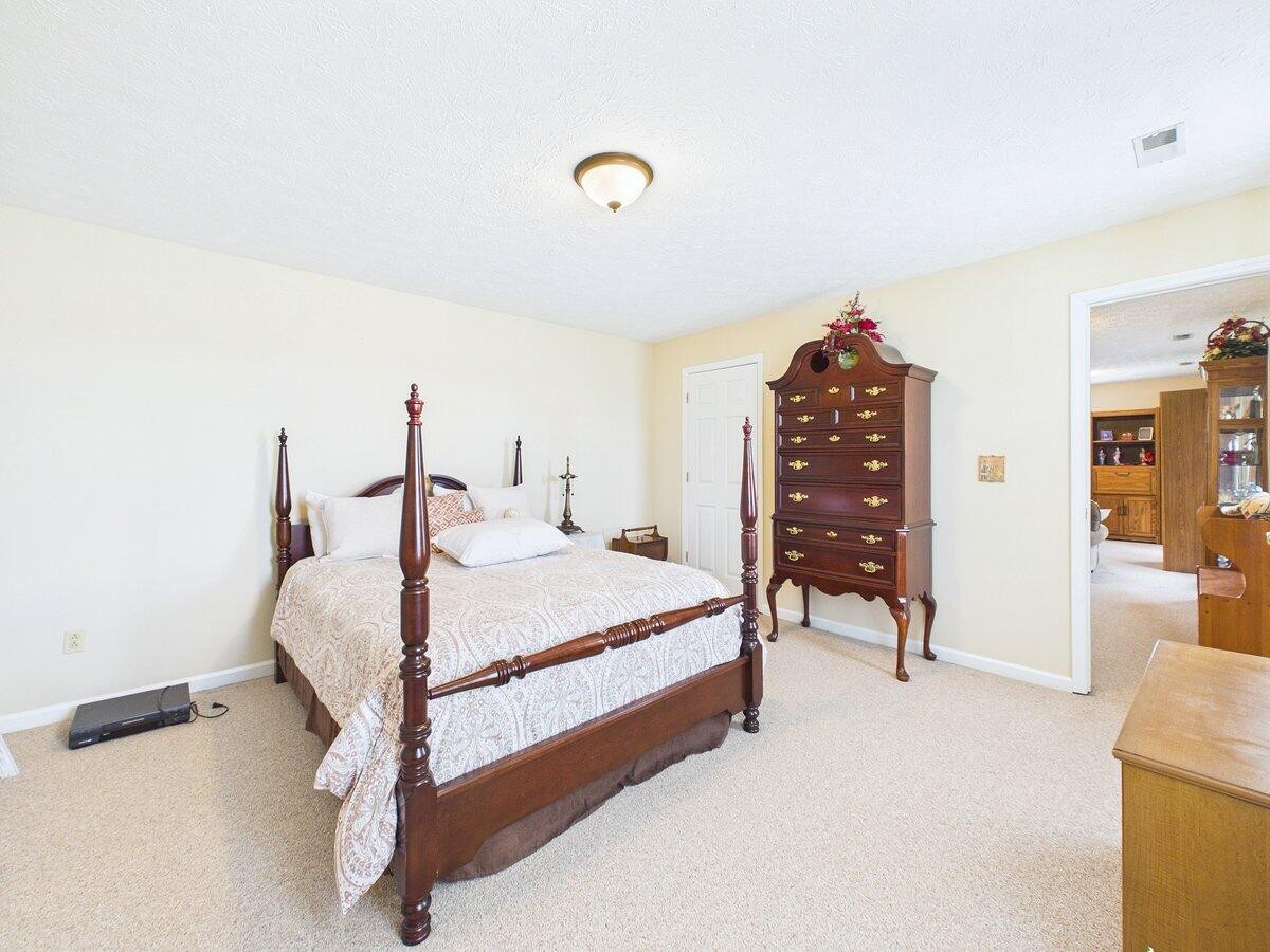 128 County Road 101 Riceville TN 37370