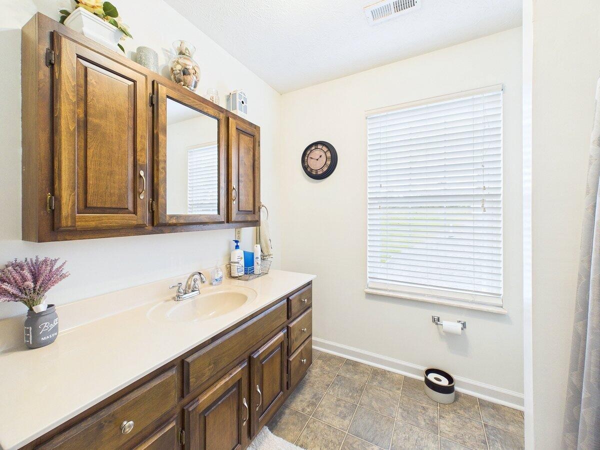128 County Road 101 Riceville TN 37370