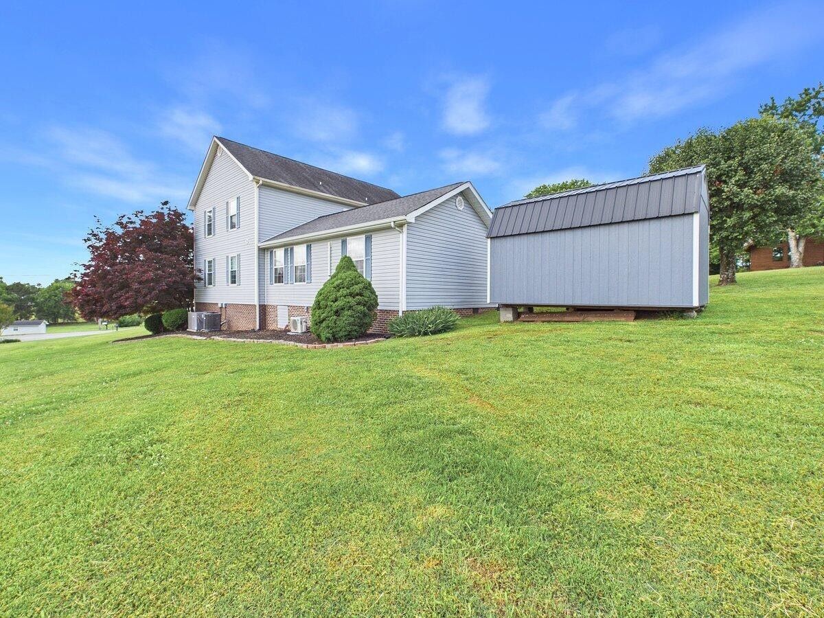 128 County Road 101 Riceville TN 37370