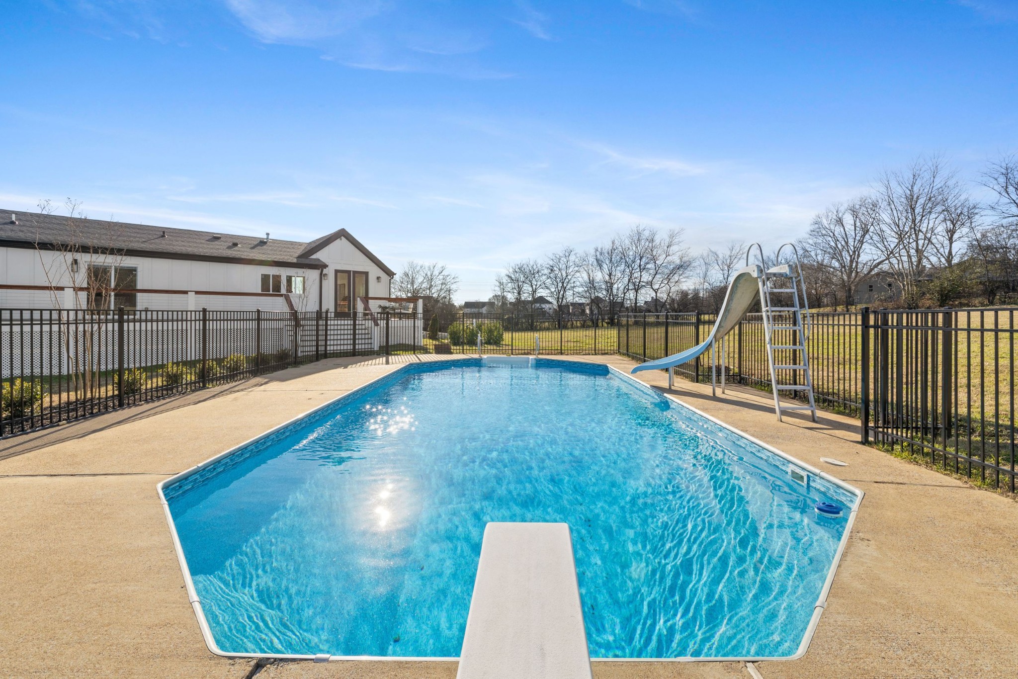 2752 Thompson Station Road, E Thompsons Station TN 37179