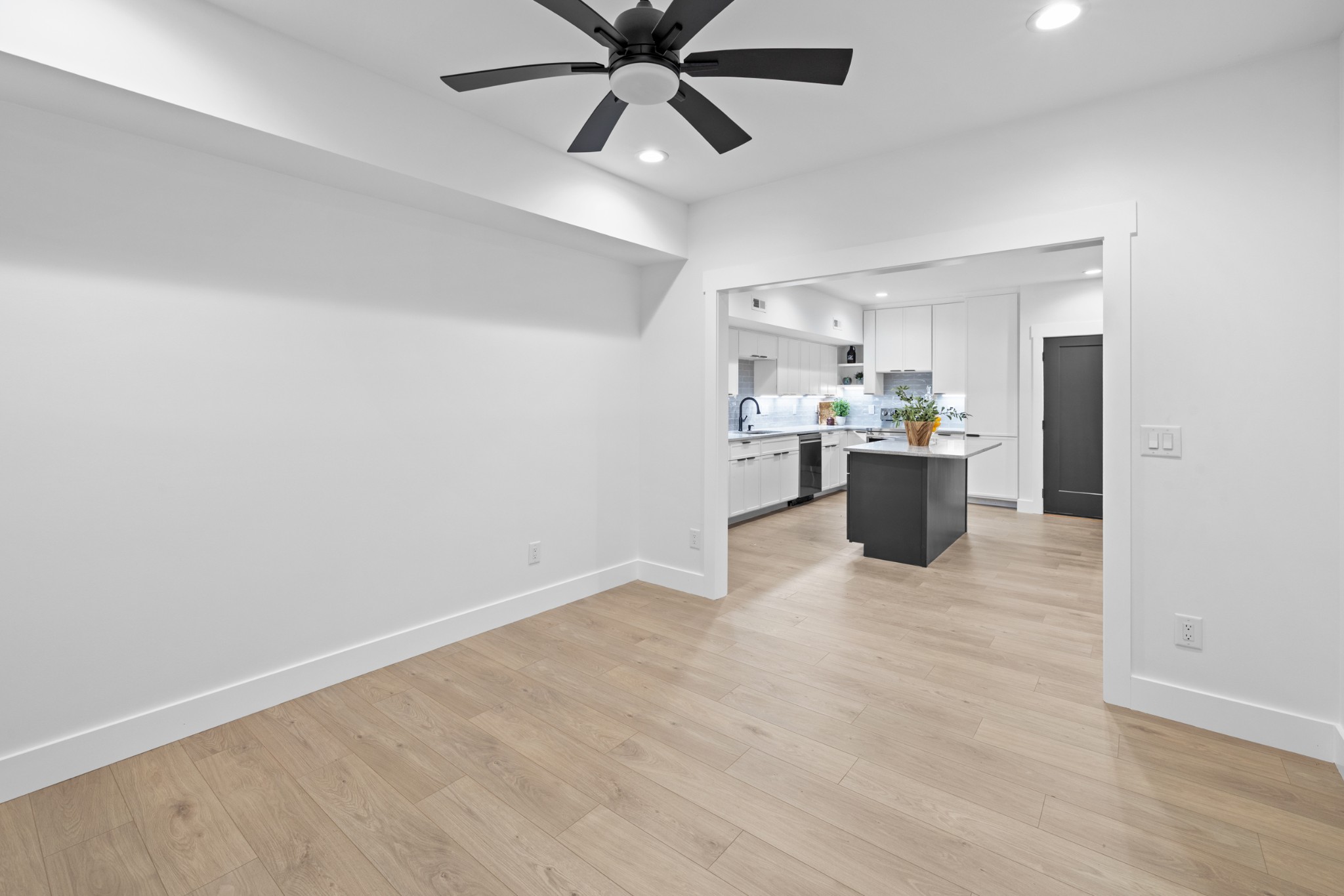 2752 Thompson Station Road, E Thompsons Station TN 37179