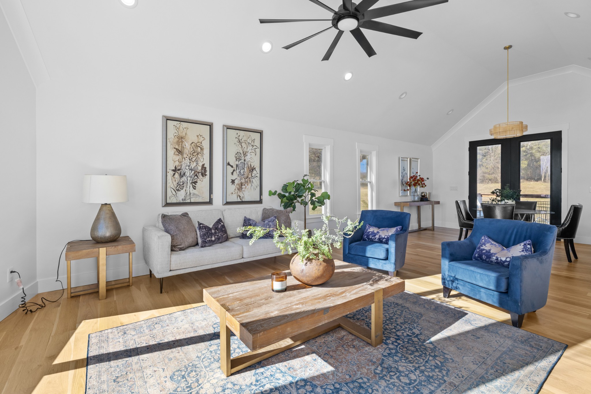 2752 Thompson Station Road, E Thompsons Station TN 37179