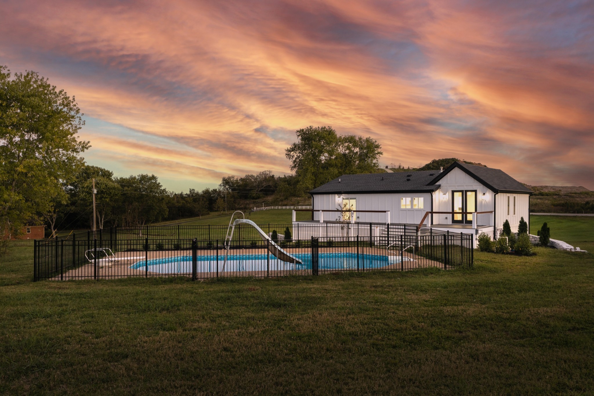 2752 Thompson Station Road, E Thompsons Station TN 37179