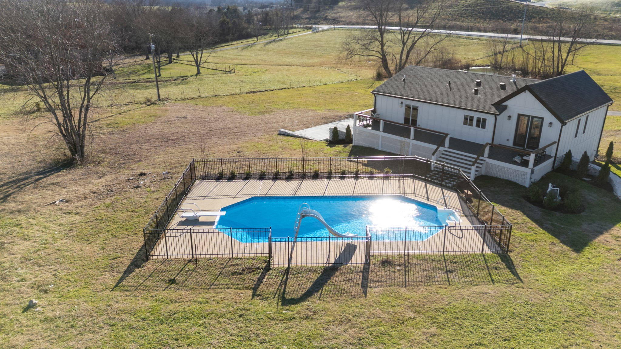 2752 Thompson Station Road, E Thompsons Station TN 37179