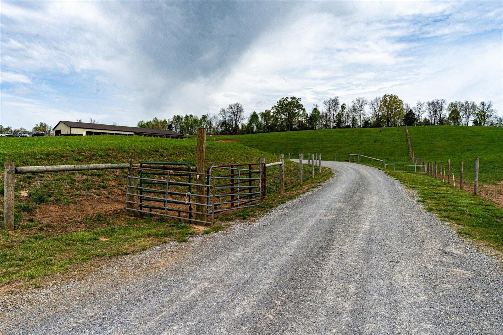 180 Mecca Pike Tellico Plains TN 37385
