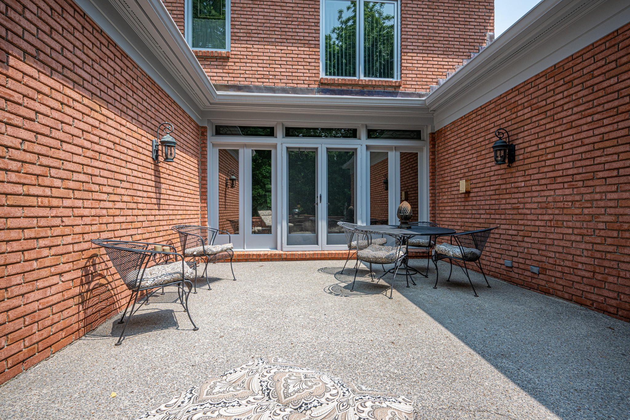 123 Wentworth Avenue Nashville TN 37215