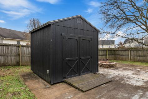 1516 Richmond Road Columbia TN 38401