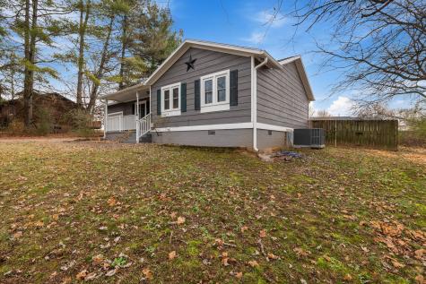 1516 Richmond Road Columbia TN 38401