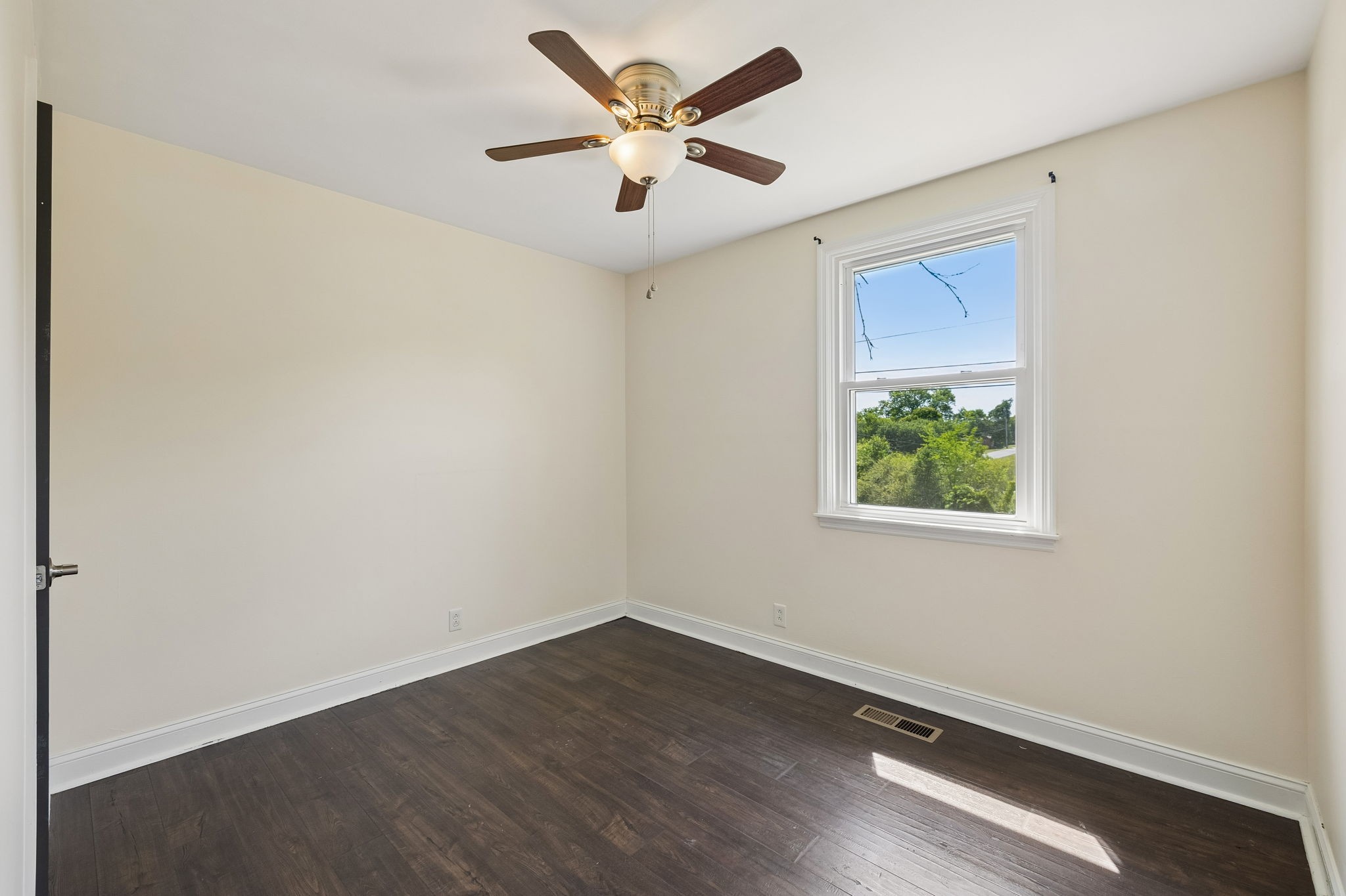 200 S Valley Road Hendersonville TN 37075