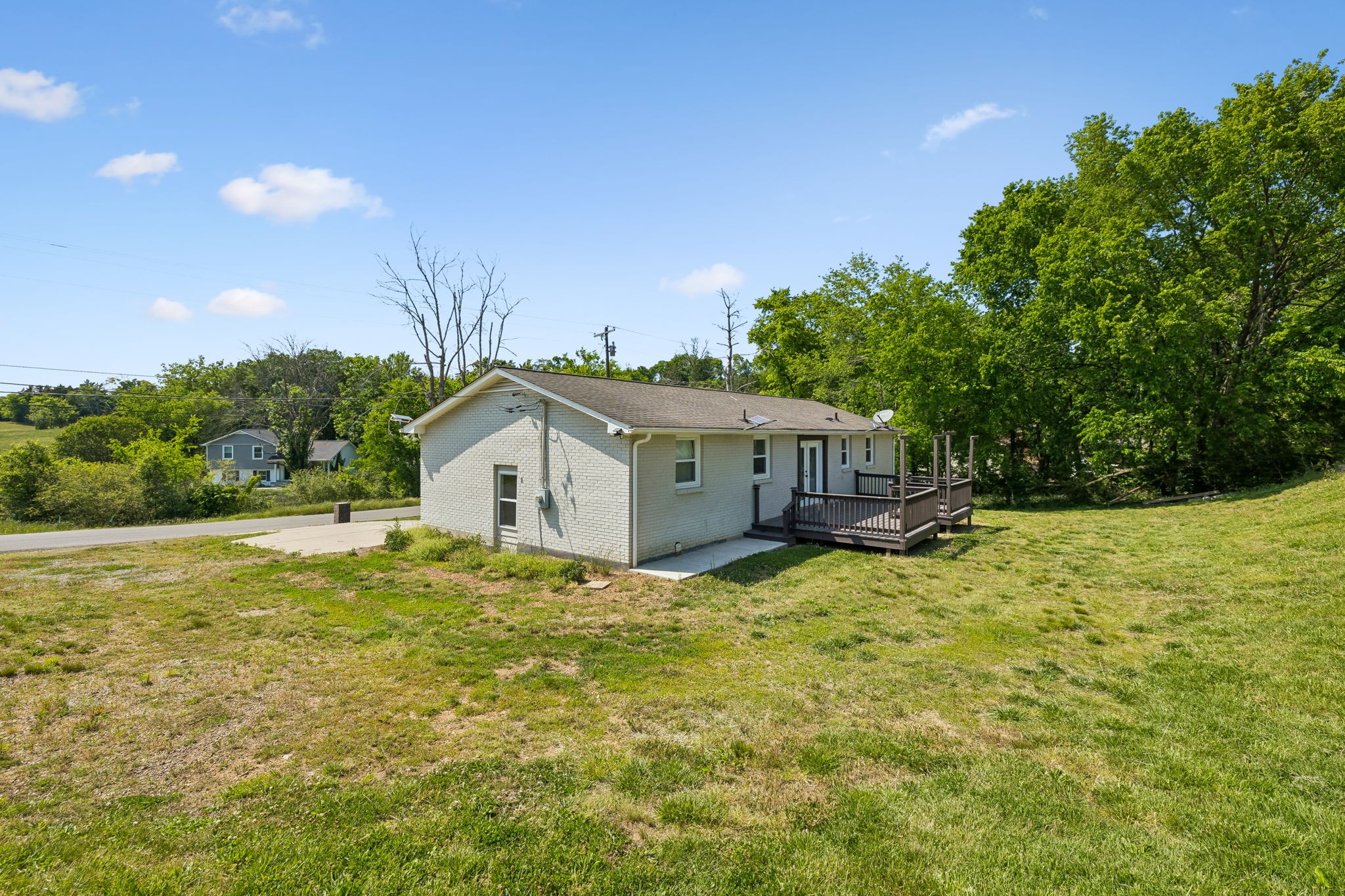 200 S Valley Road Hendersonville TN 37075